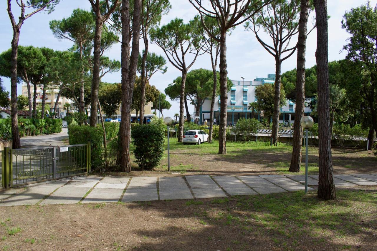 App4Rent - Villa Cristina 5 - Rinnovato Lido di Jesolo Ngoại thất bức ảnh
